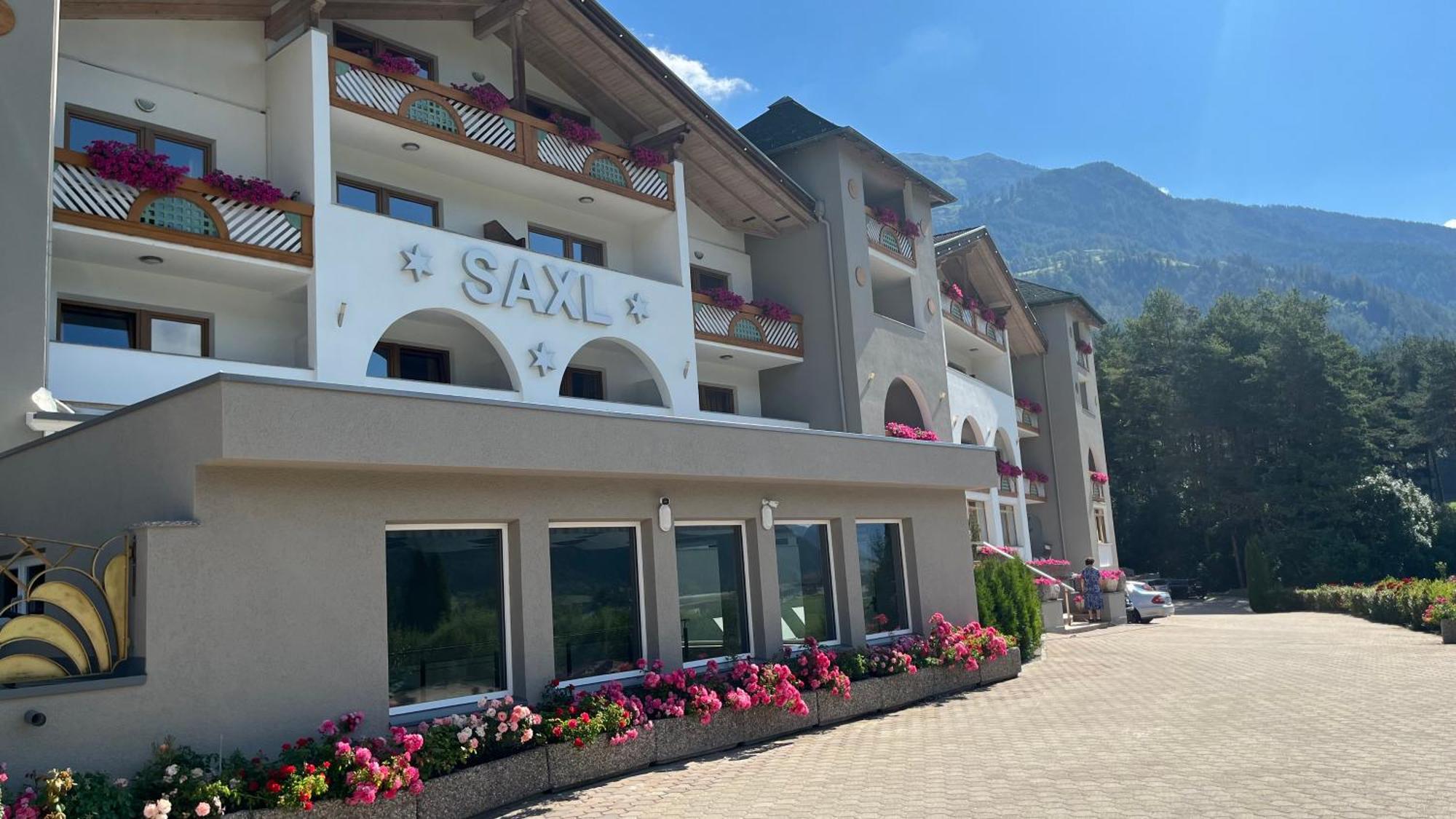 Hotel Saxl Campo di Trens Exterior photo